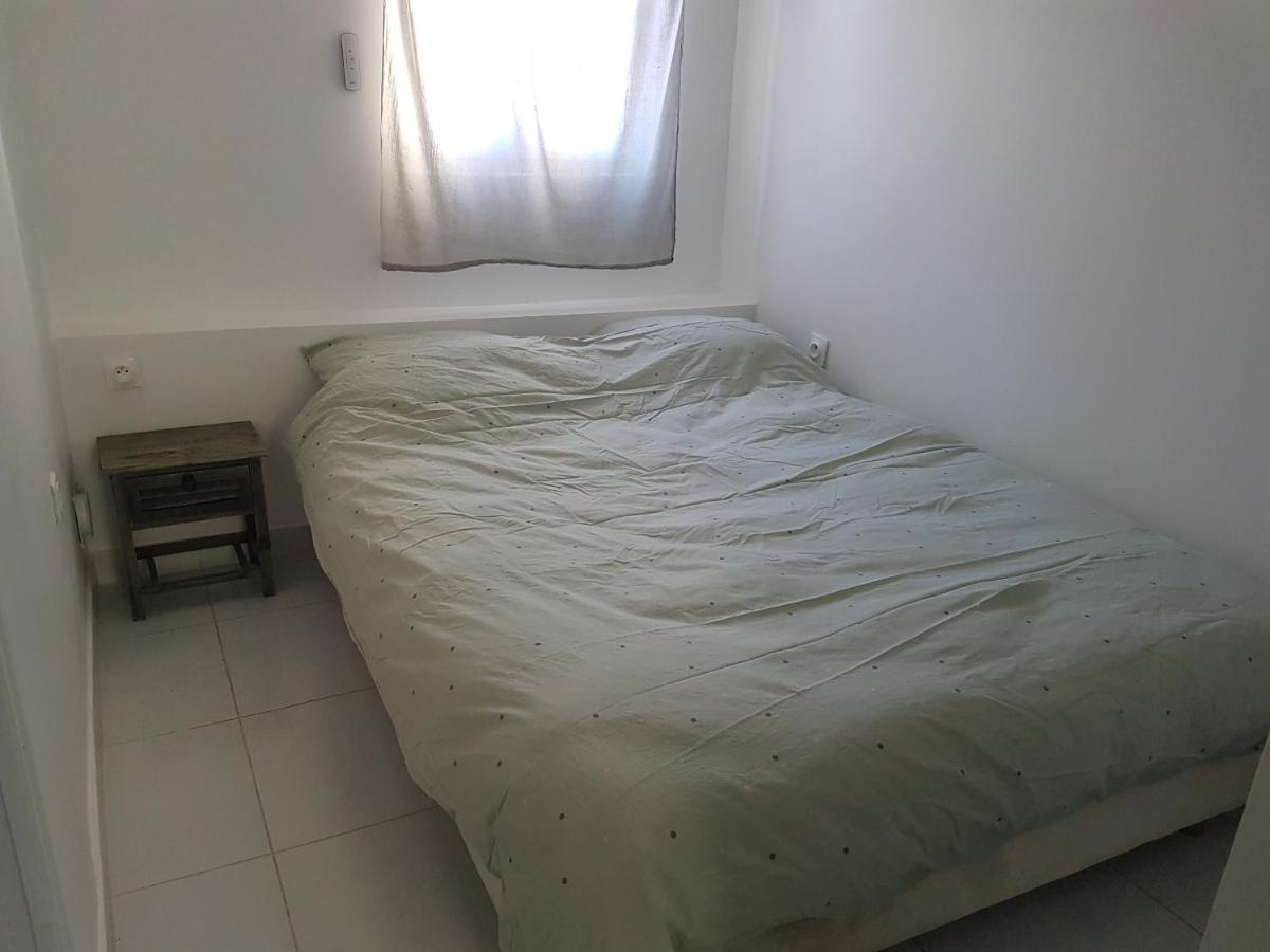 Appartement Avec Terrasse A Rosny-Sous-Bois Eksteriør billede